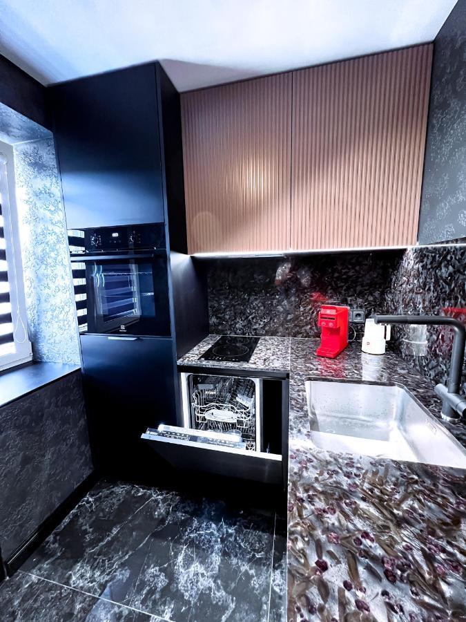 Black Pearl Luxury Apartment Ventspils Exterior foto